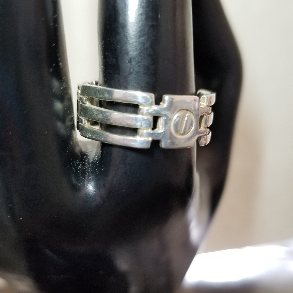 🎀 **4 FOR $35** 🎀 925 sterling silver ring